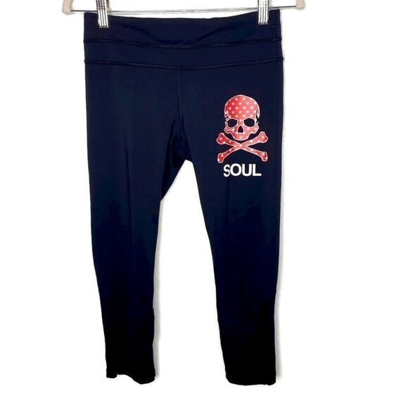 Host Pick!! Lululemon Soul Cycle Skull Inspire Black Crop Leggings 6 - Picture 1 of 10